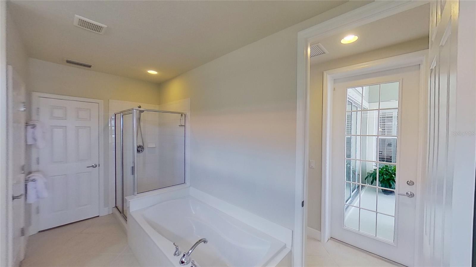 SARASOTA NATIONAL PH 1B - Residential