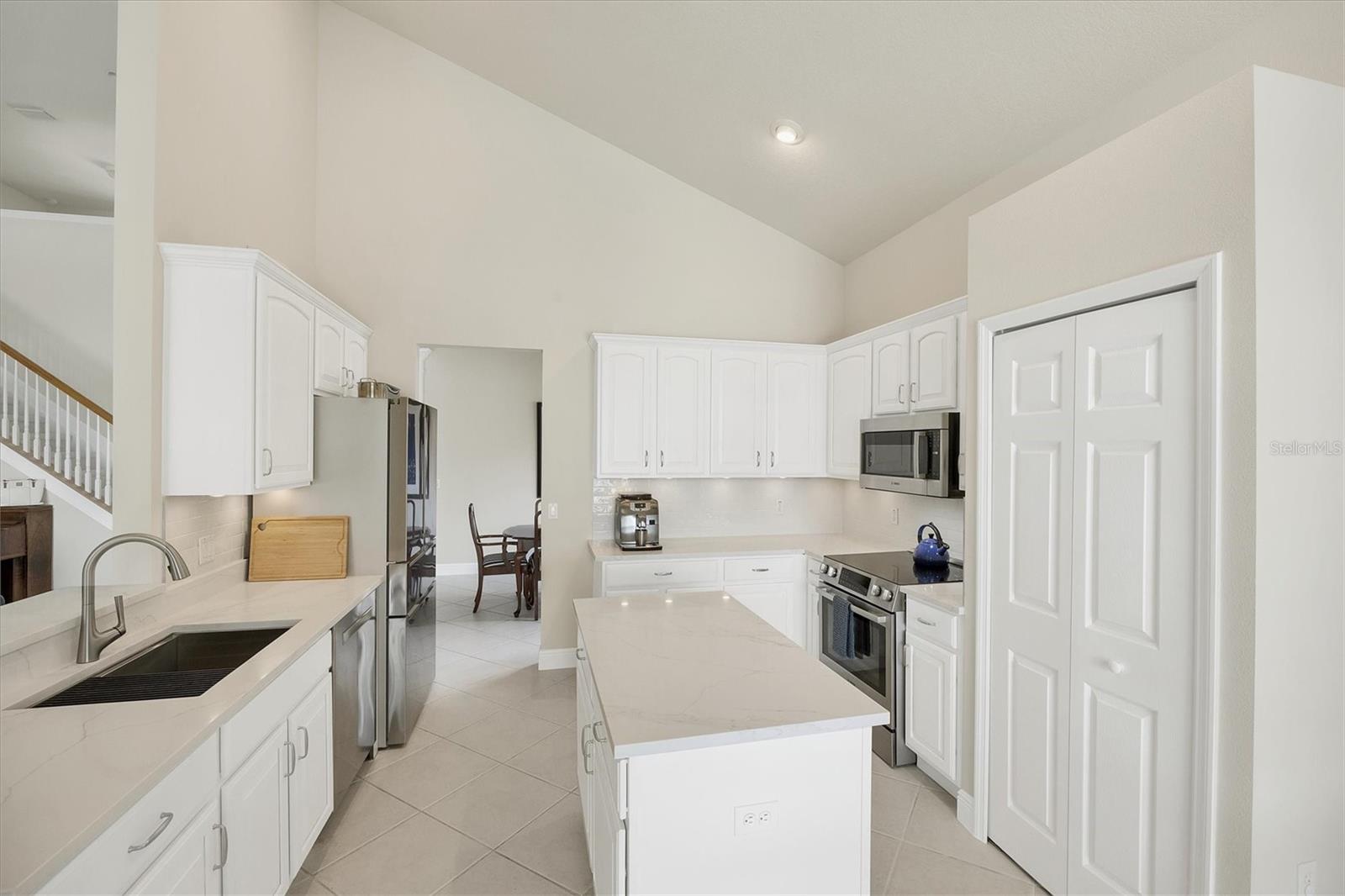 SARASOTA NATIONAL PH 1B - Residential