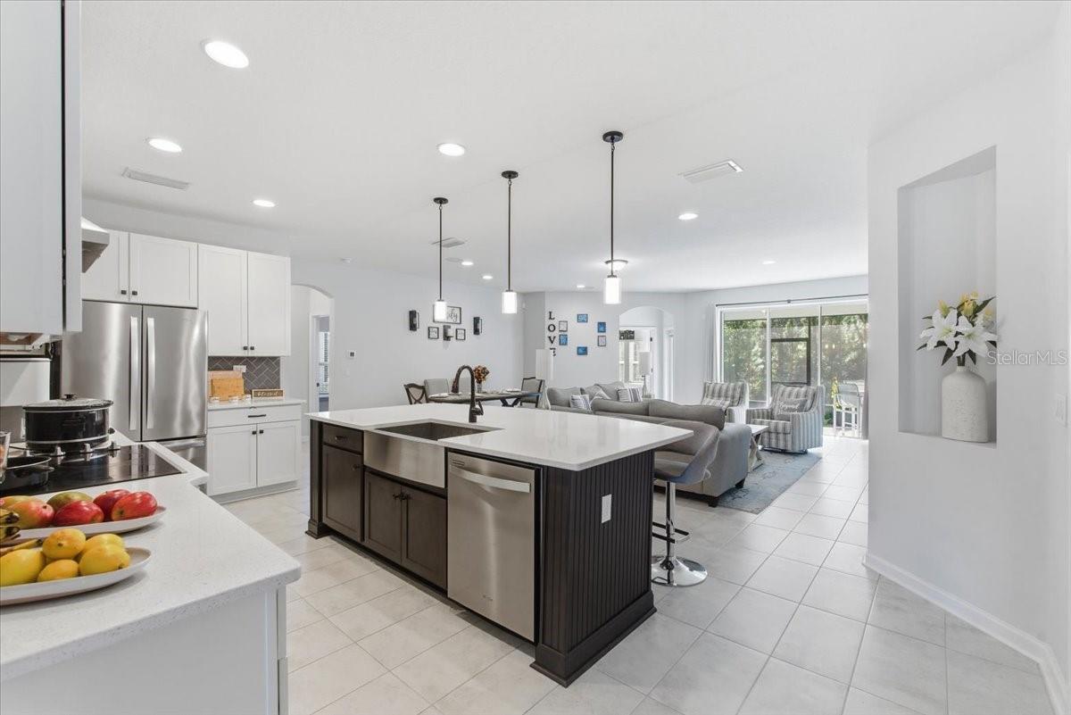 528 GRAND LANDINGS PARKWAY