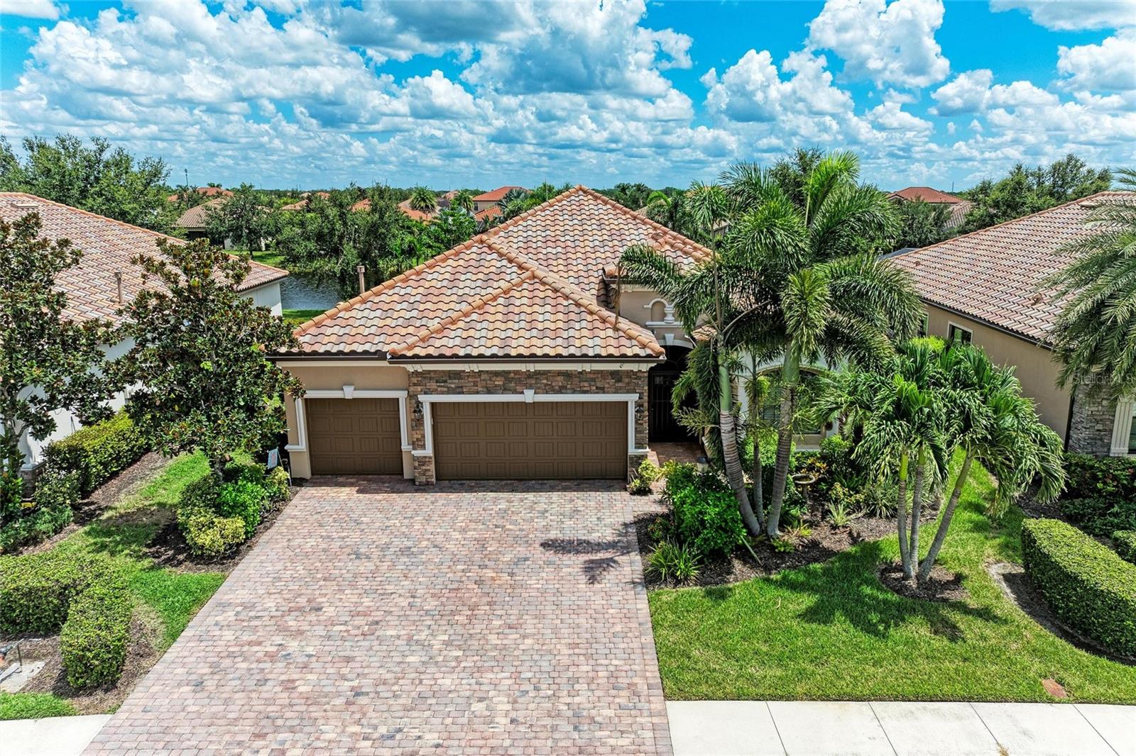 13004 BELKNAP PLACE