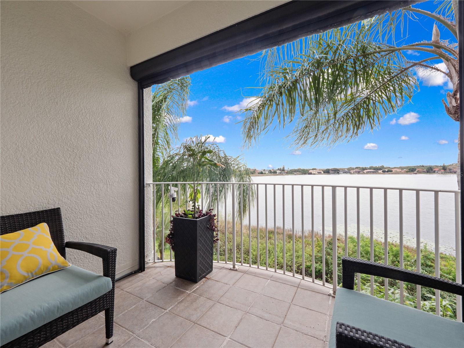 VIZCAYA TWNHMS 46/140 - Residential