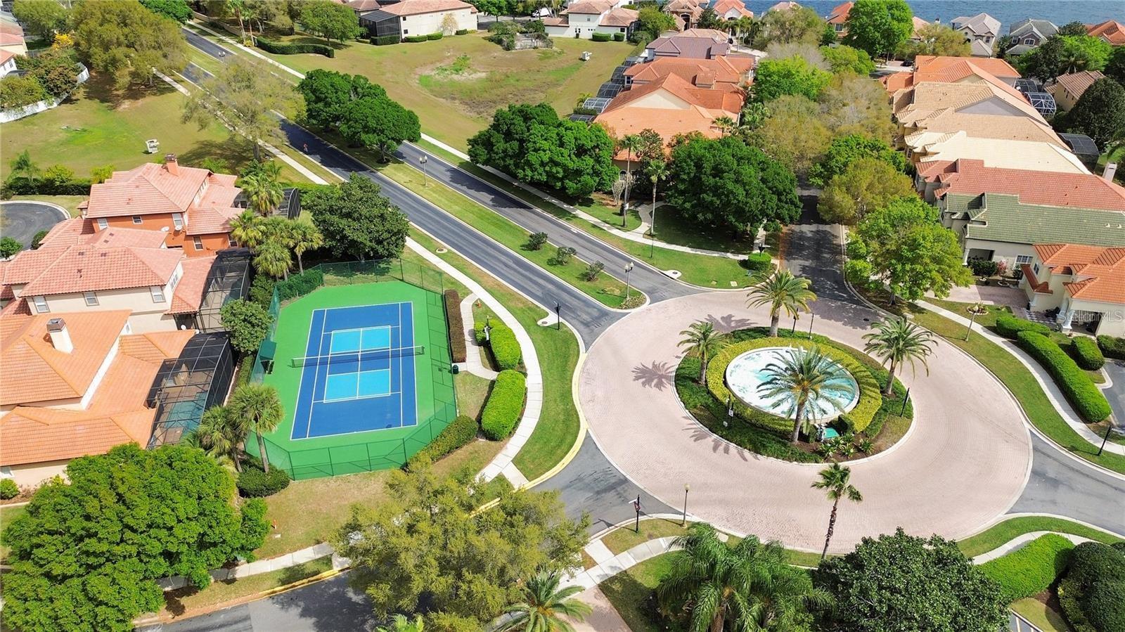 VIZCAYA TWNHMS 46/140 - Residential