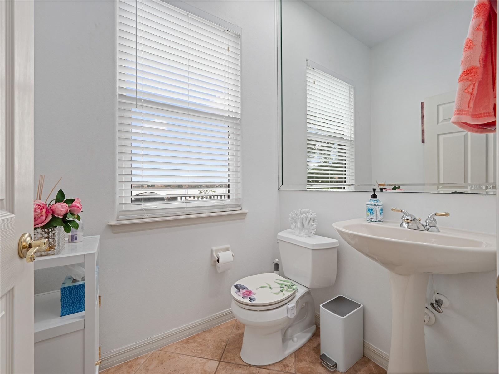 VIZCAYA TWNHMS 46/140 - Residential