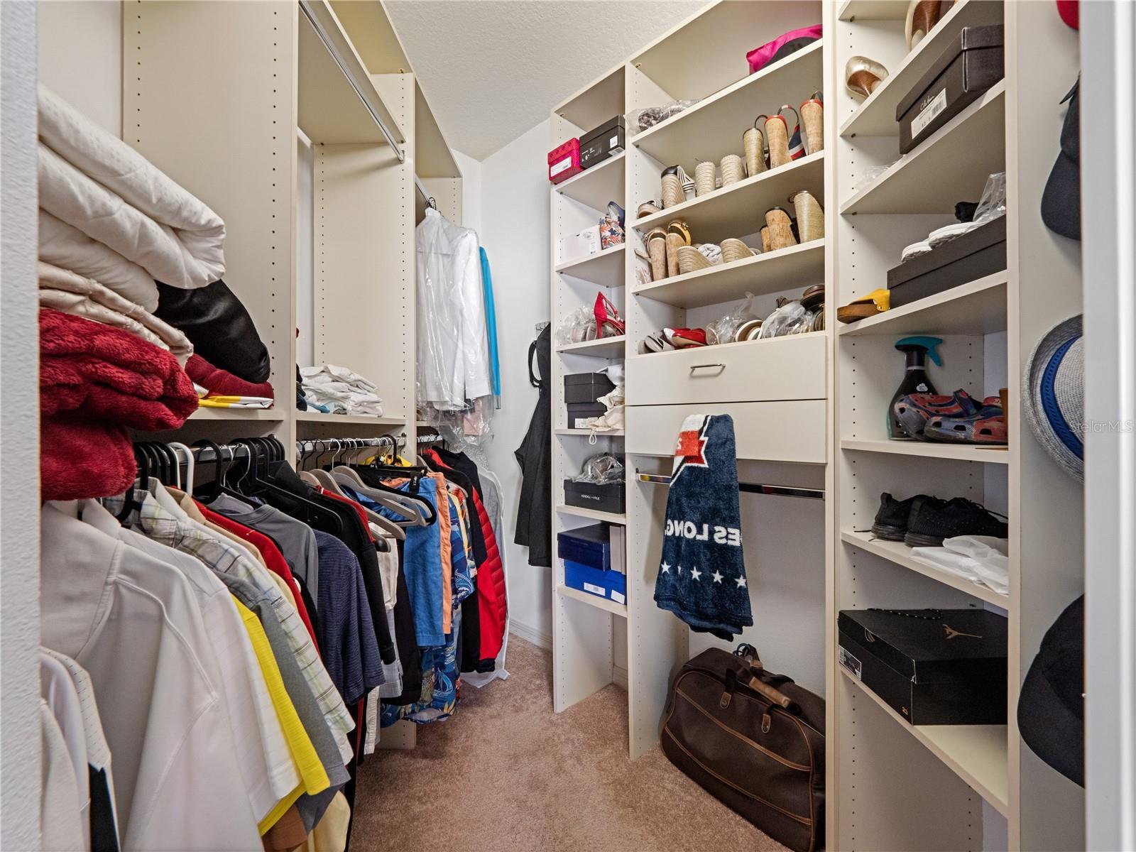 VIZCAYA TWNHMS 46/140 - Residential