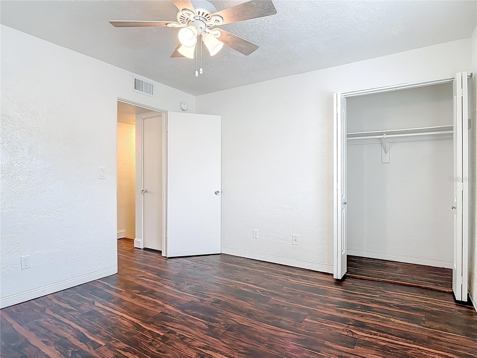 INTERCOASTAL TWNHMS - Residential