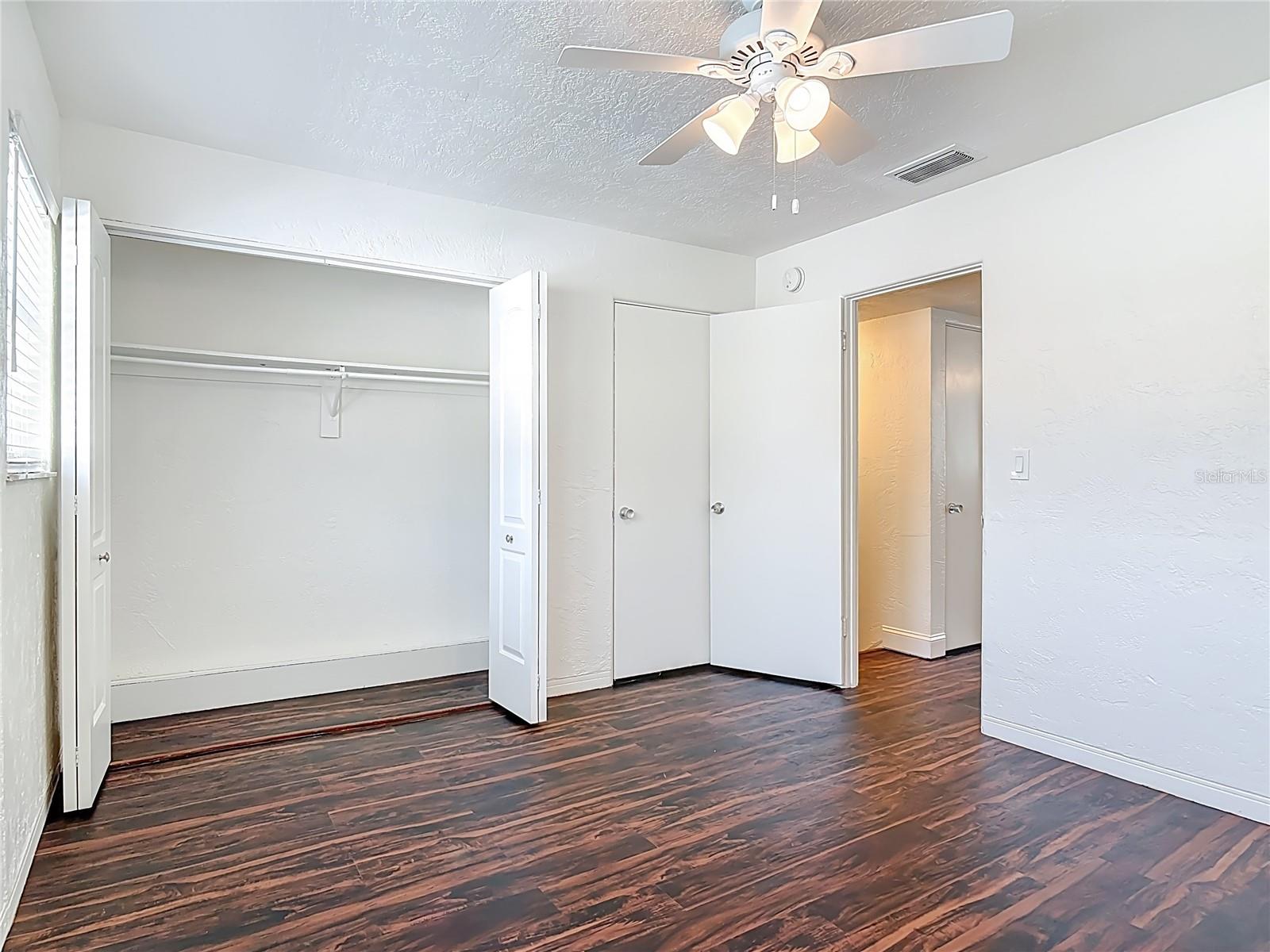 INTERCOASTAL TWNHMS - Residential