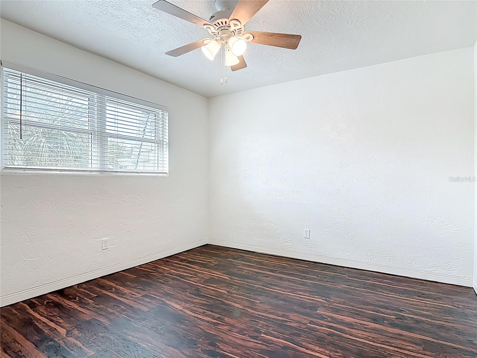 INTERCOASTAL TWNHMS - Residential