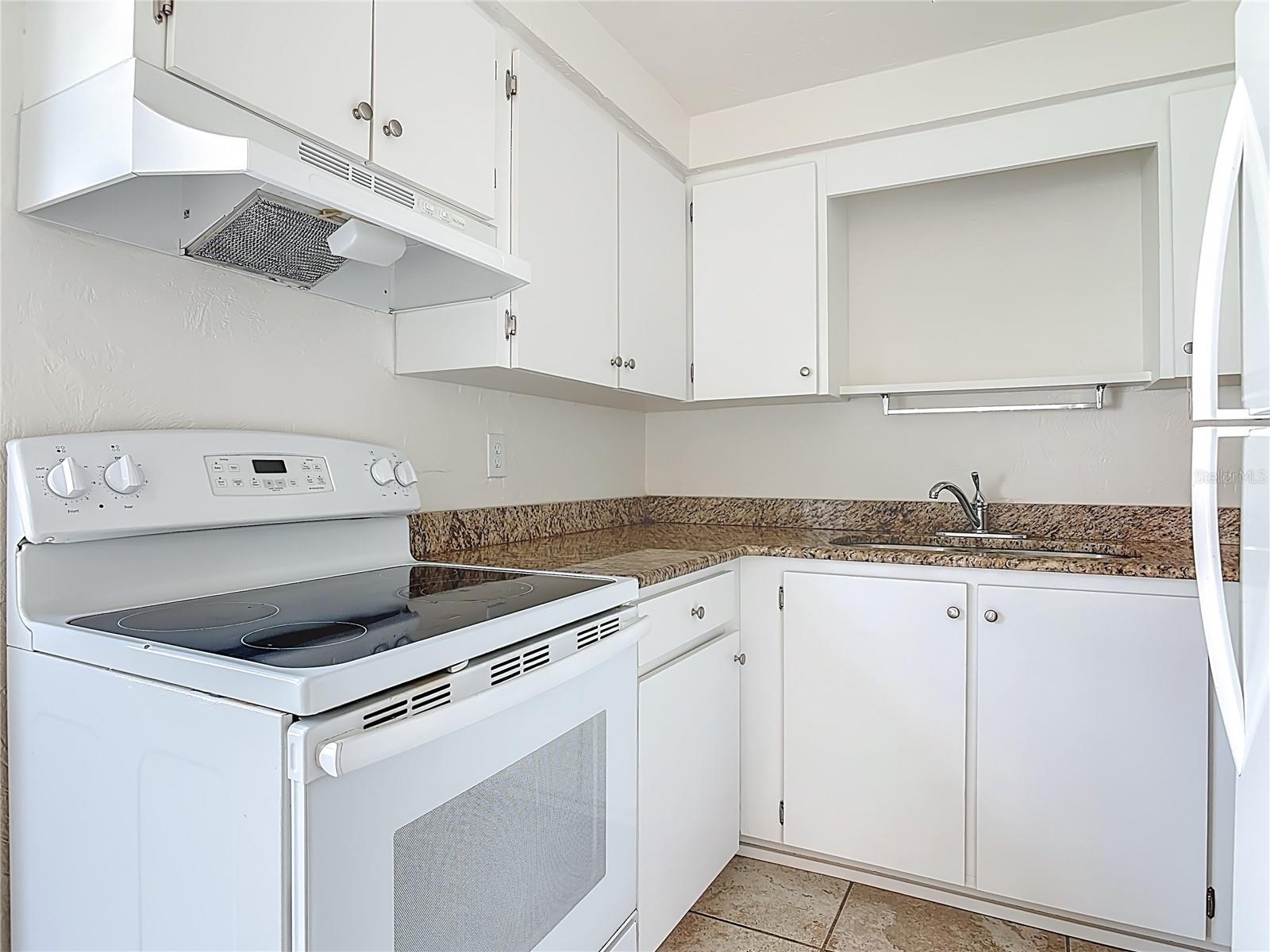 INTERCOASTAL TWNHMS - Residential