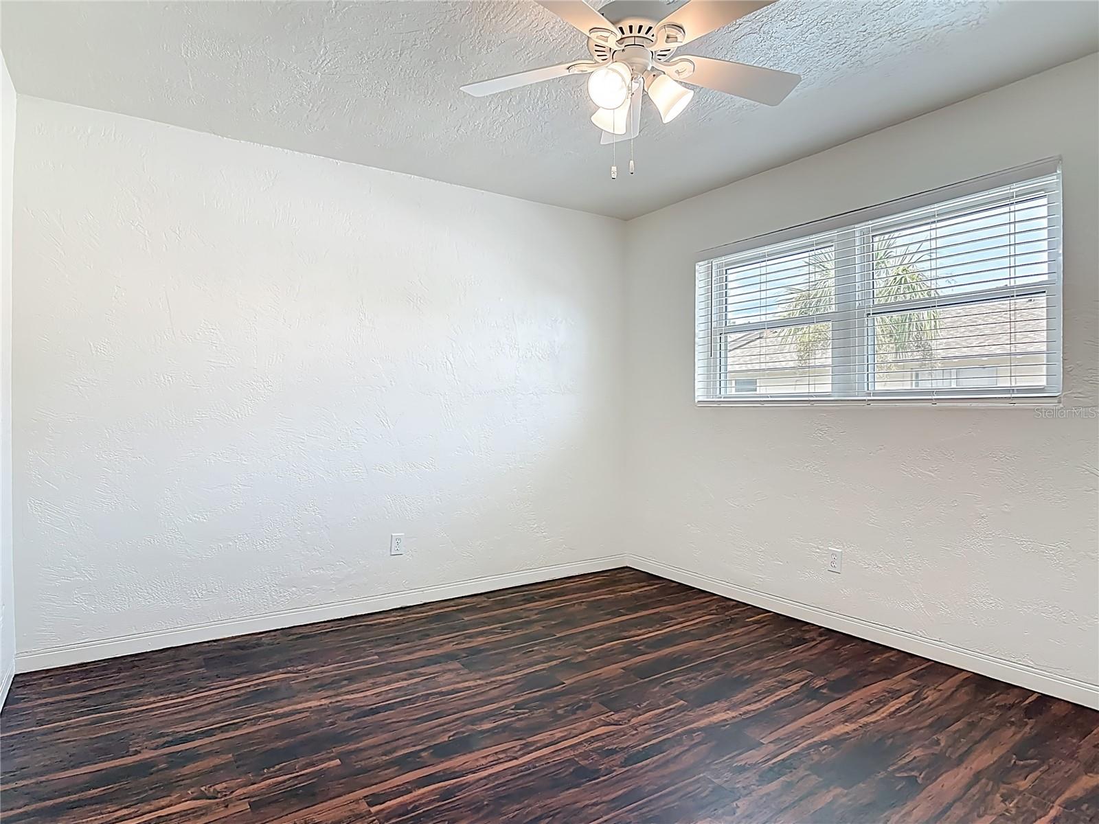 INTERCOASTAL TWNHMS - Residential