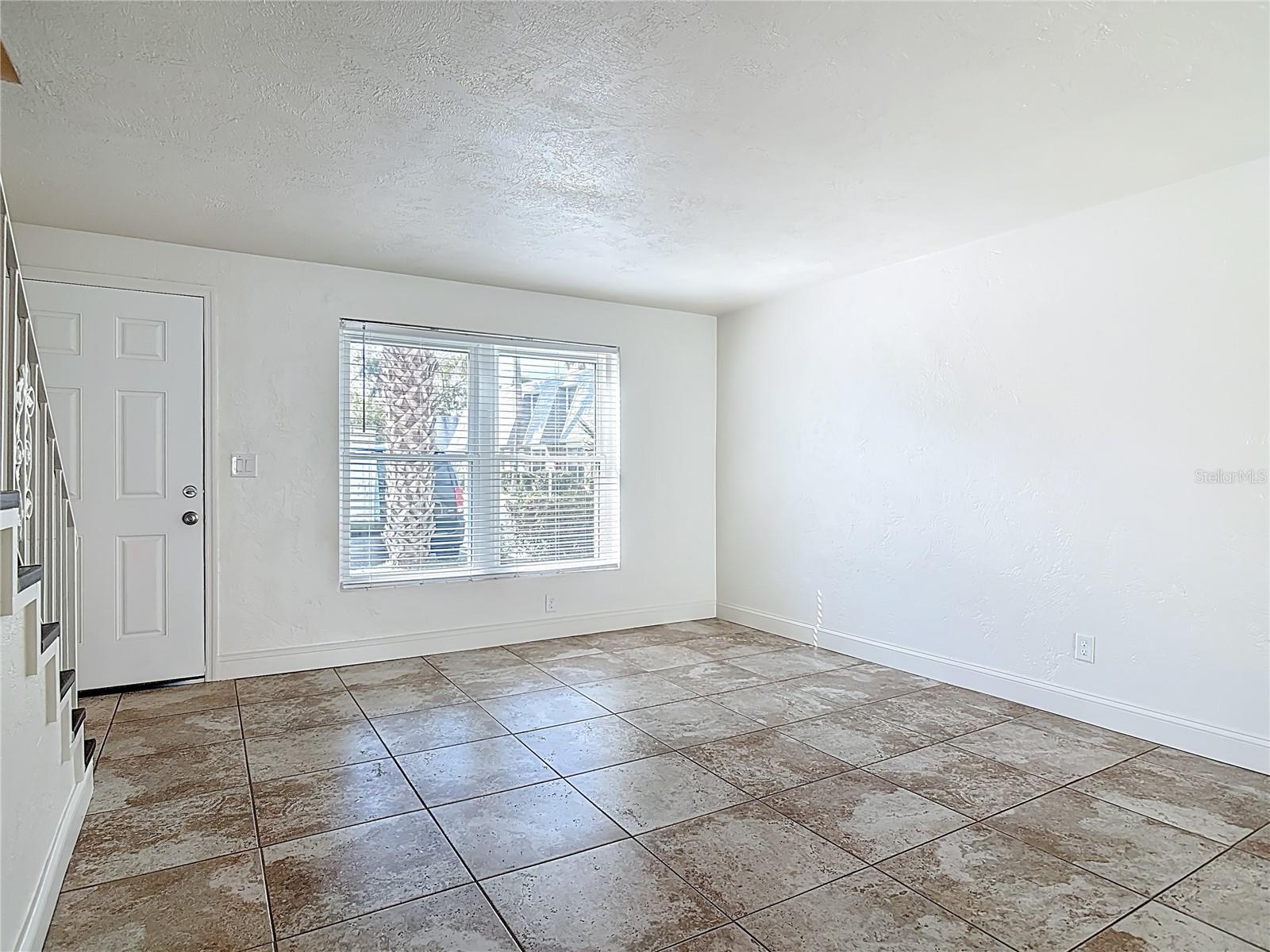 INTERCOASTAL TWNHMS - Residential