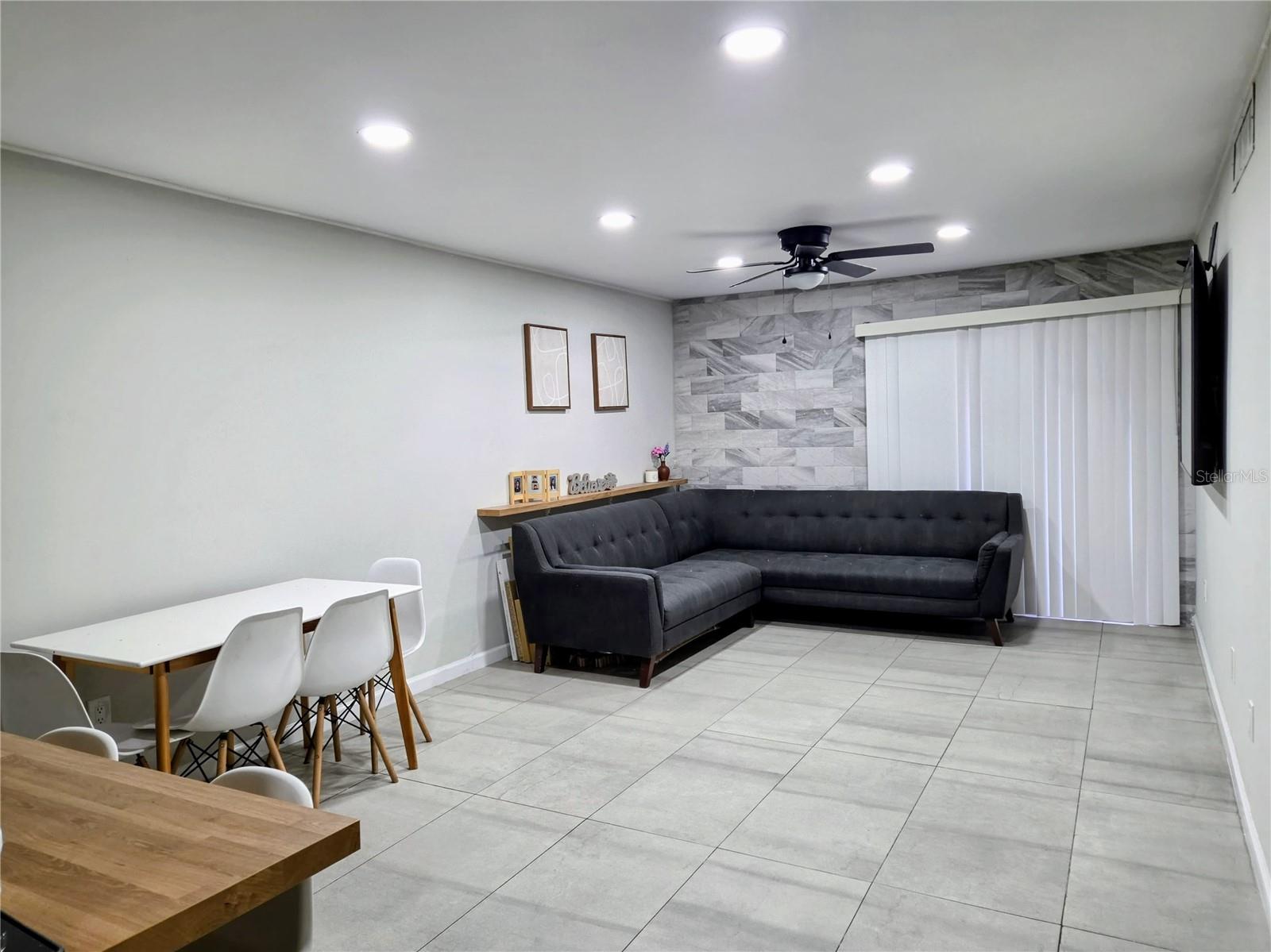 OAK SHADOWS CONDO - Residential