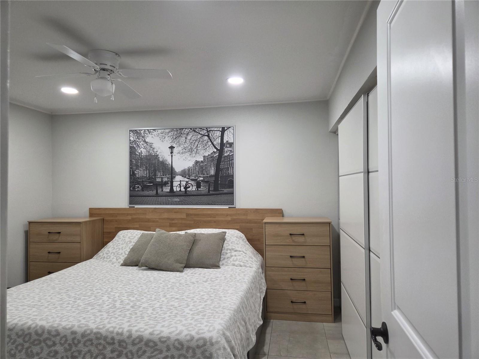 OAK SHADOWS CONDO - Residential
