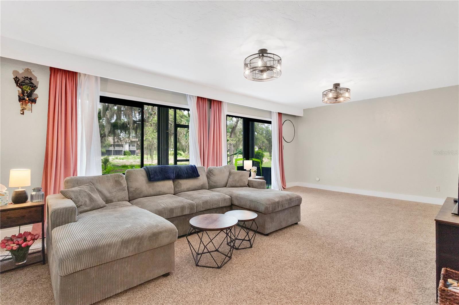 321 BIRCH WAY 321