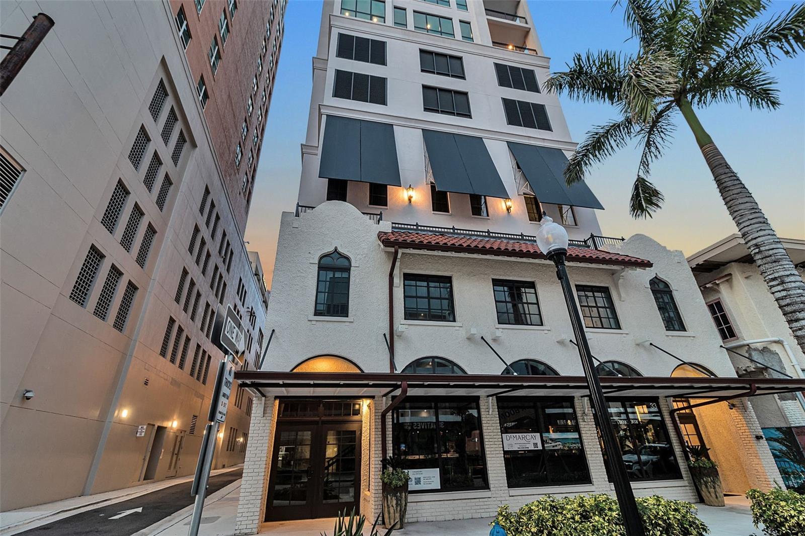 THE DEMARCAY - Residential