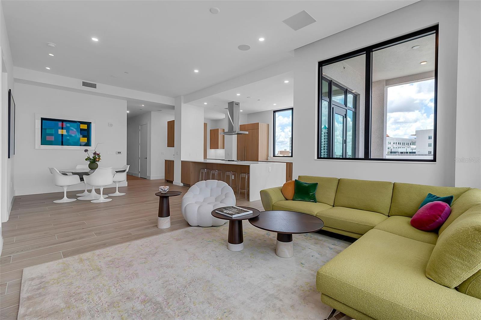 THE DEMARCAY - Residential