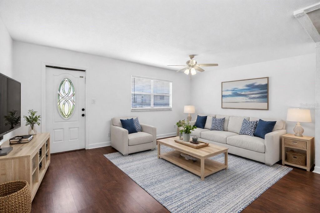 Photo of 1801 Bedford Lane #27, Sun City Center, FL 33573 (MLS # TB8491073)