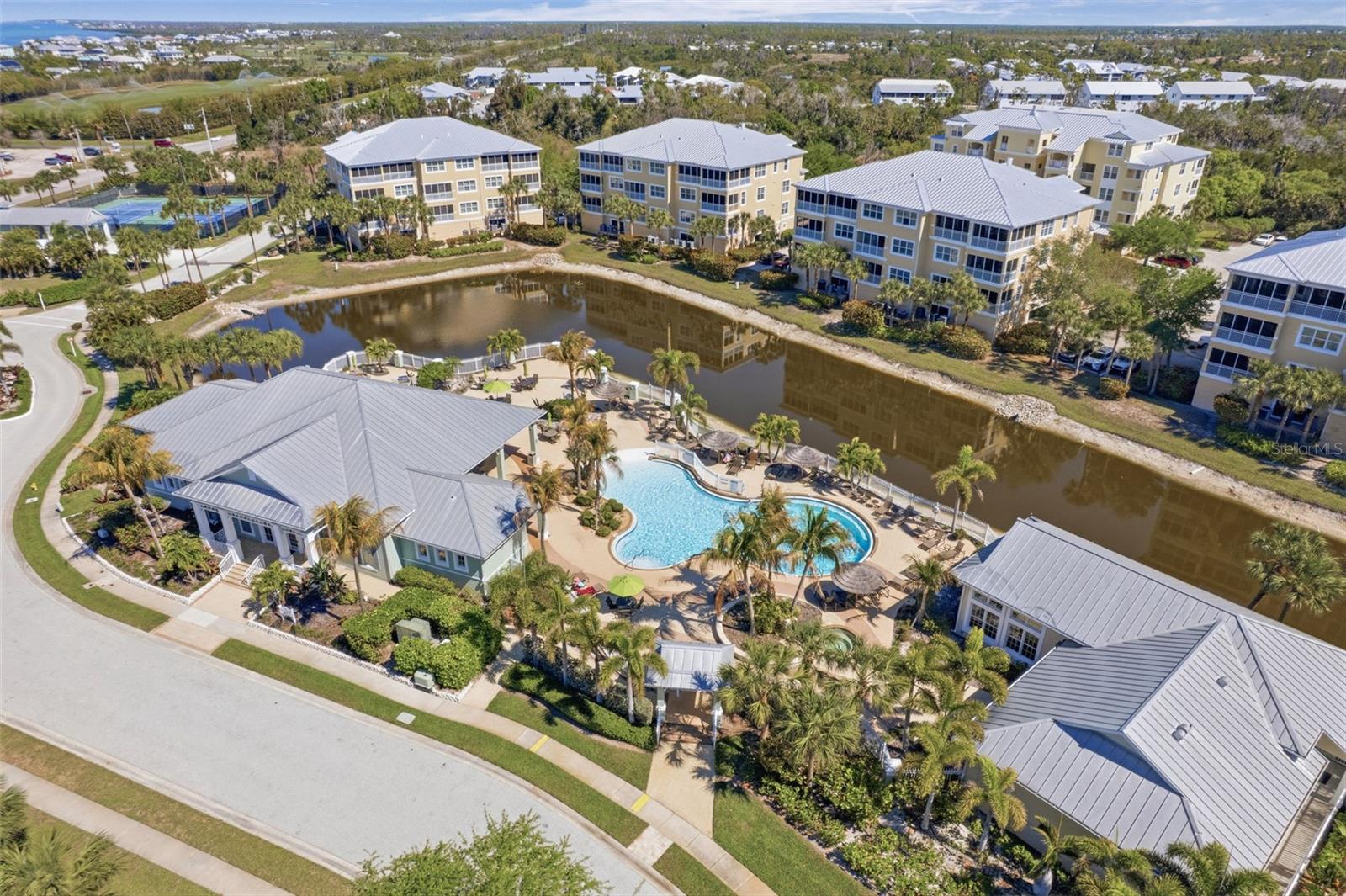 HAMMOCKS-VILLAS PH 01 - Residential