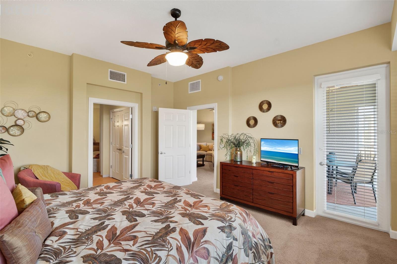 HAMMOCKS-VILLAS PH 01 - Residential