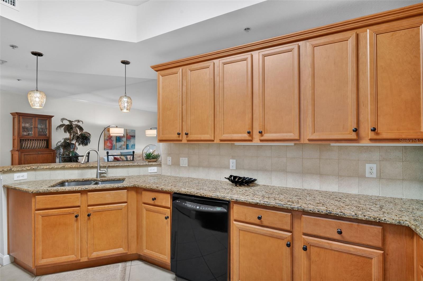 HAMMOCKS-VILLAS PH 01 - Residential