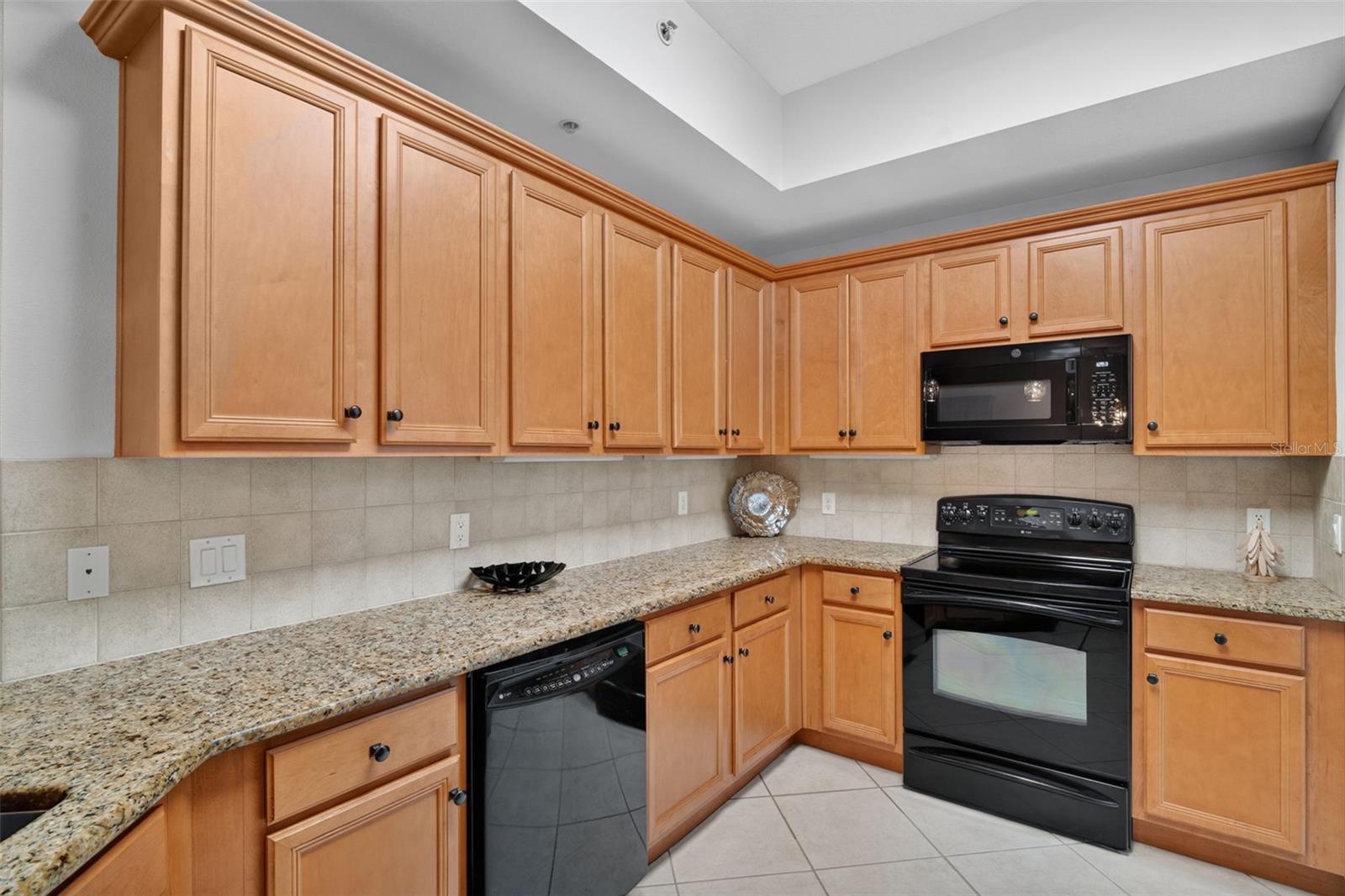 HAMMOCKS-VILLAS PH 01 - Residential