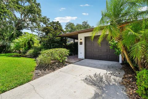 Photo of 2 Huntley Court, Haines City, FL 33844 (MLS # O6327271) Photo of 2 Huntley Court, Haines City, FL 33844 (MLS # O6327271)