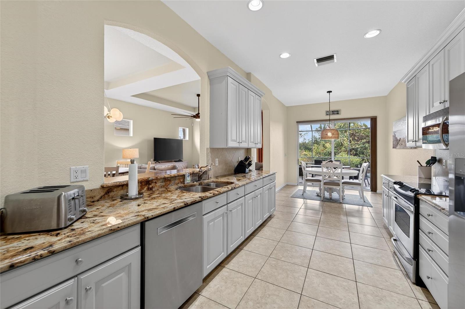 SUN CITY CENTER UNIT 266 - Residential