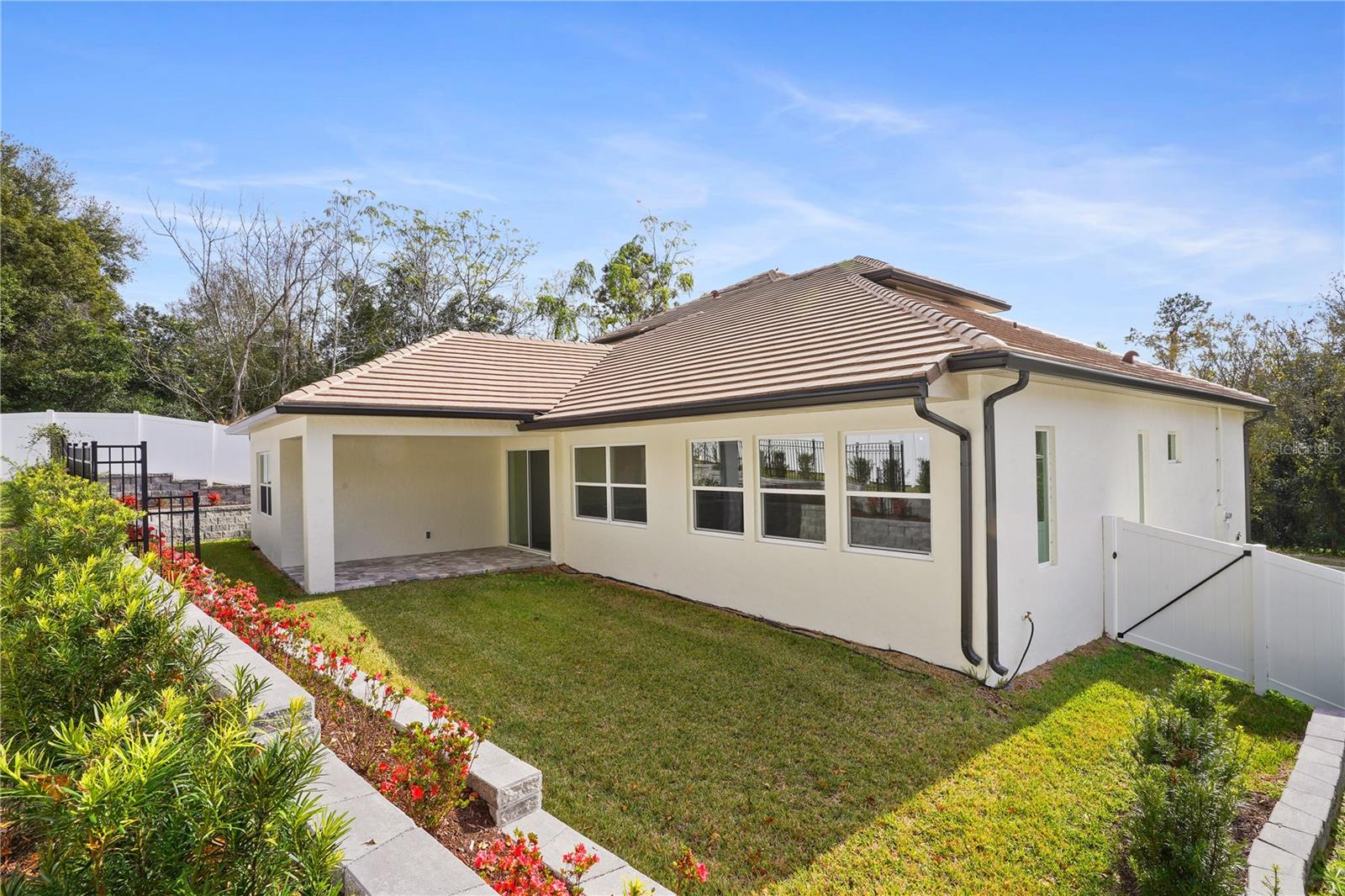 SANCTUARY GOLF ESTATES - Residential