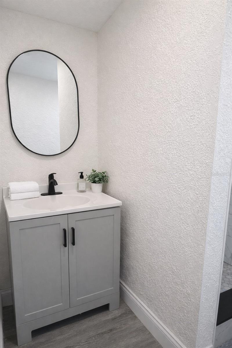 ROYAL GARDEN HOMES SEC 02 - Residential