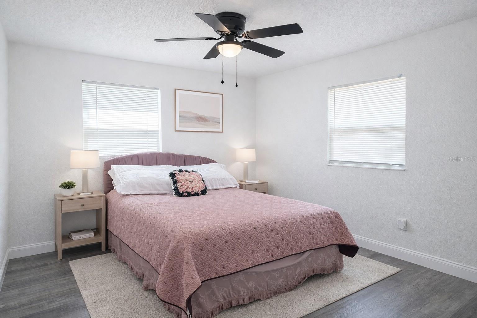 ROYAL GARDEN HOMES SEC 02 - Residential