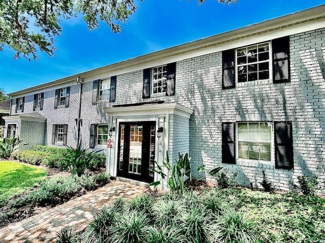 296 LEWFIELD CIRCLE