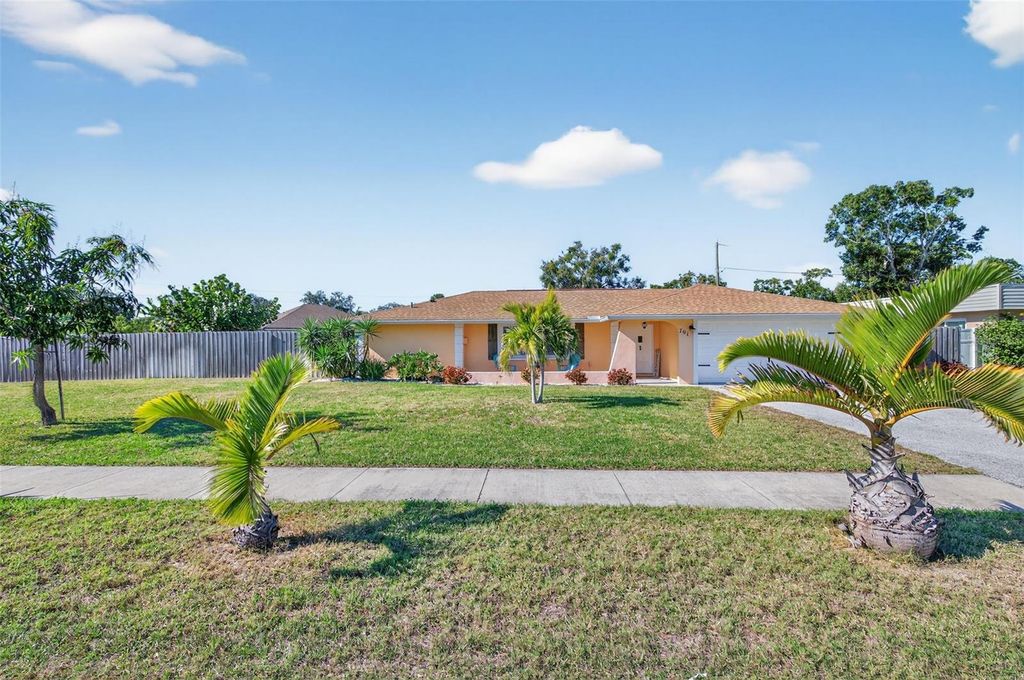 Photo of 701 Charlotte Avenue, Tarpon Springs, FL 34689 (MLS # TB8459527)