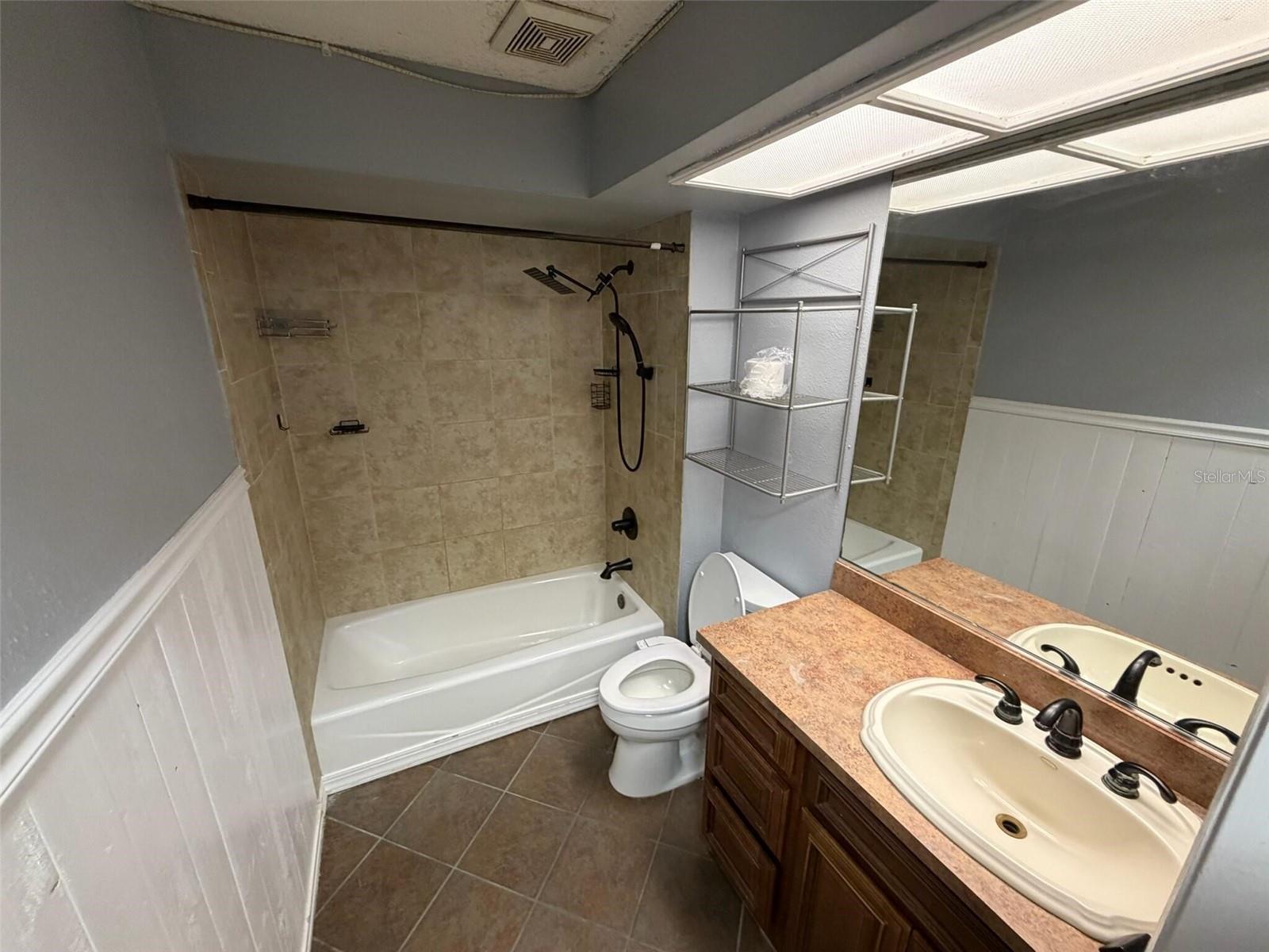 BRIARWOOD - Residential