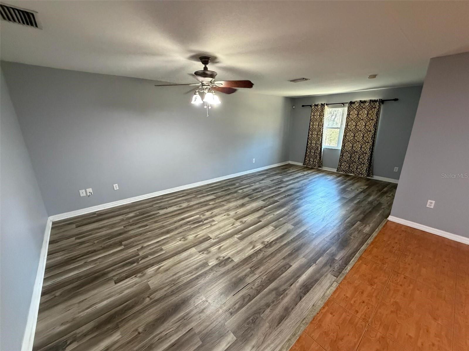 BRIARWOOD - Residential