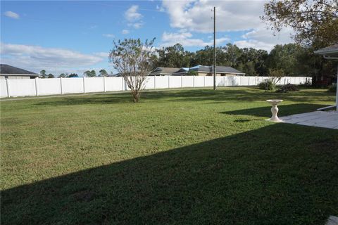 A home in LAKELAND