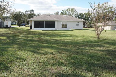 A home in LAKELAND