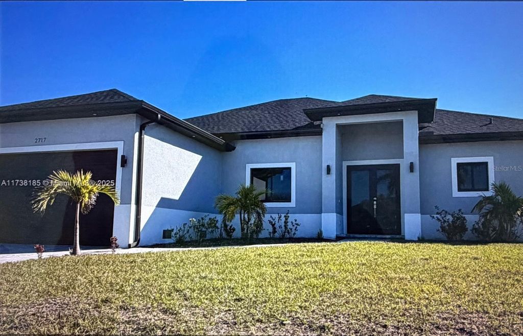 Photo of 2717 NW 42 Avenue, Cape Coral, FL 33993 (MLS # GC534506)
