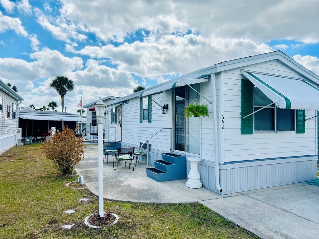 Photo of 9000 Us Highyway 192 Hwy #652, Clermont, FL 34714 (MLS # O6383692)