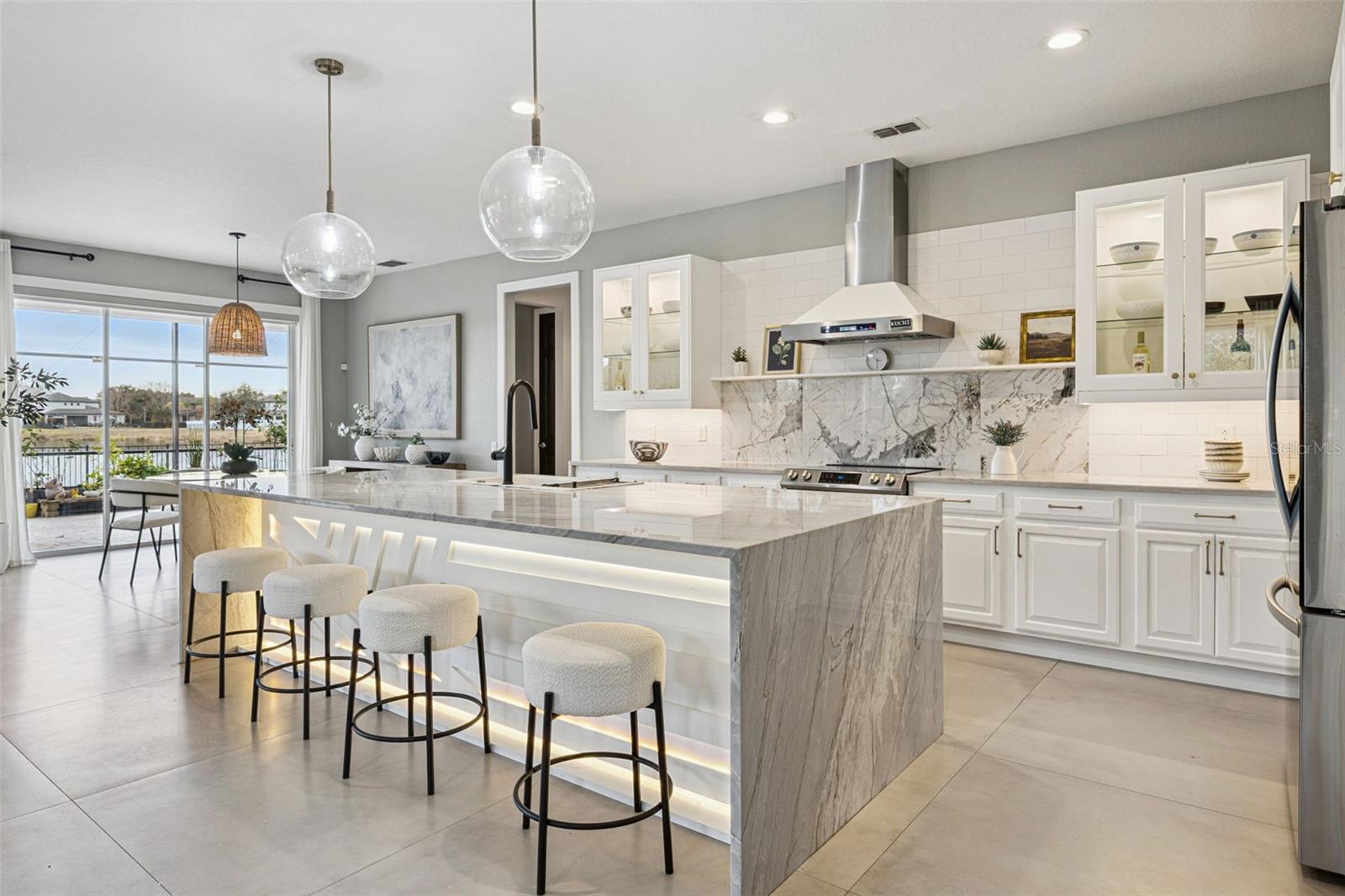 LAKE SAWYER SOUTH PH 01 - Residential