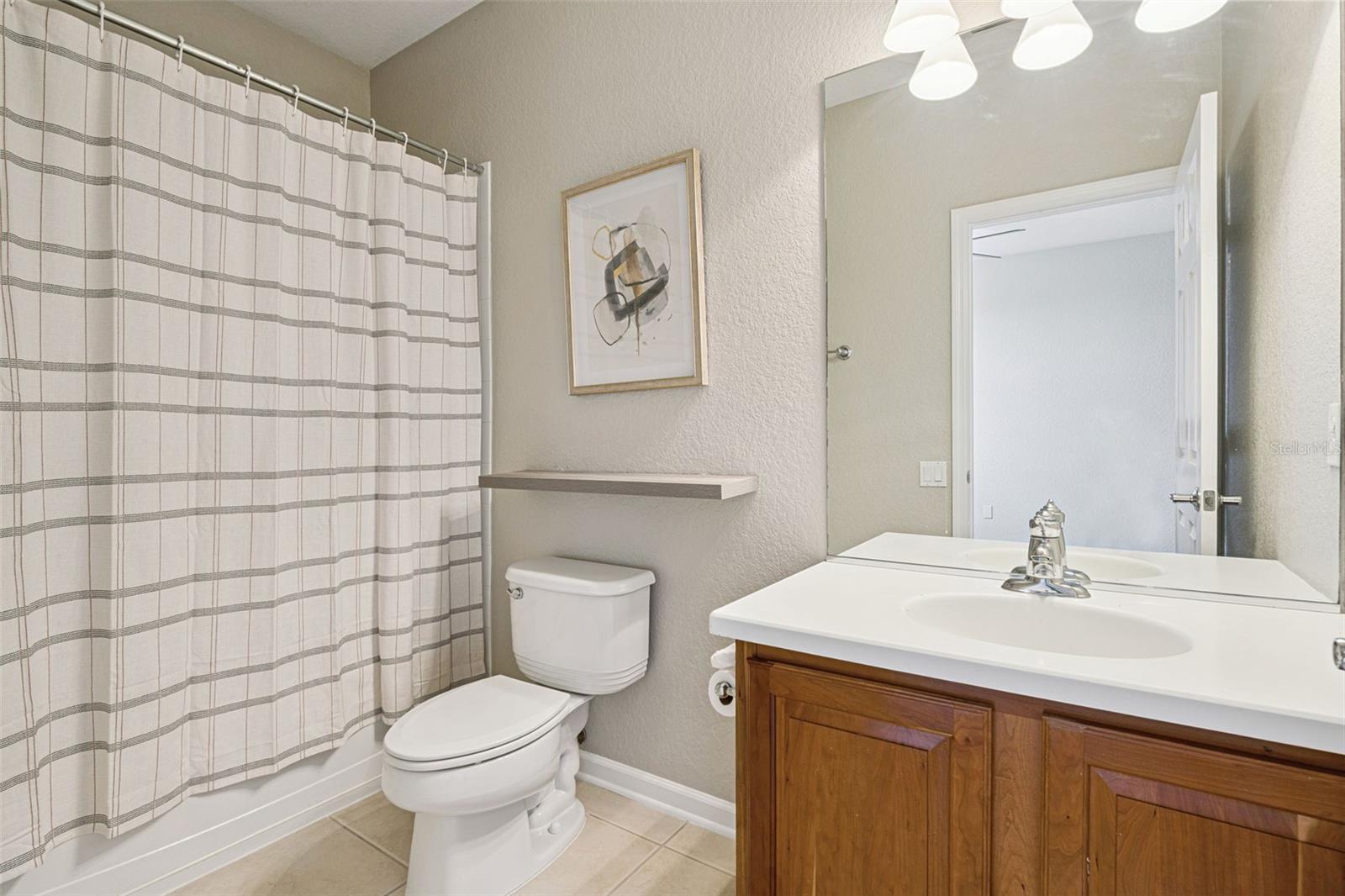 LAKE SAWYER SOUTH PH 01 - Residential