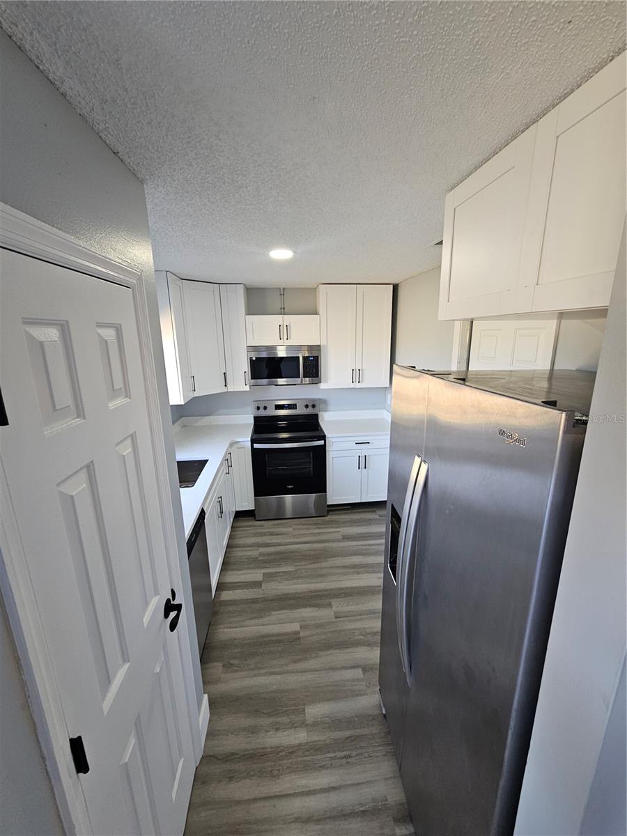 MINNEOLA RIDGECREST SUB - Residential Lease