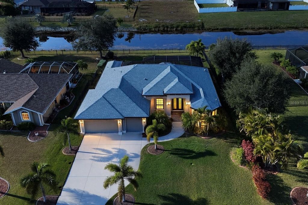 Photo of 1008 Boundary Boulevard, Rotonda West, FL 33947 (MLS # A4673259)