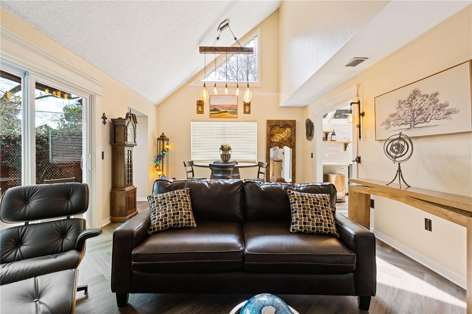 PARK PLACE UN 101 - Residential