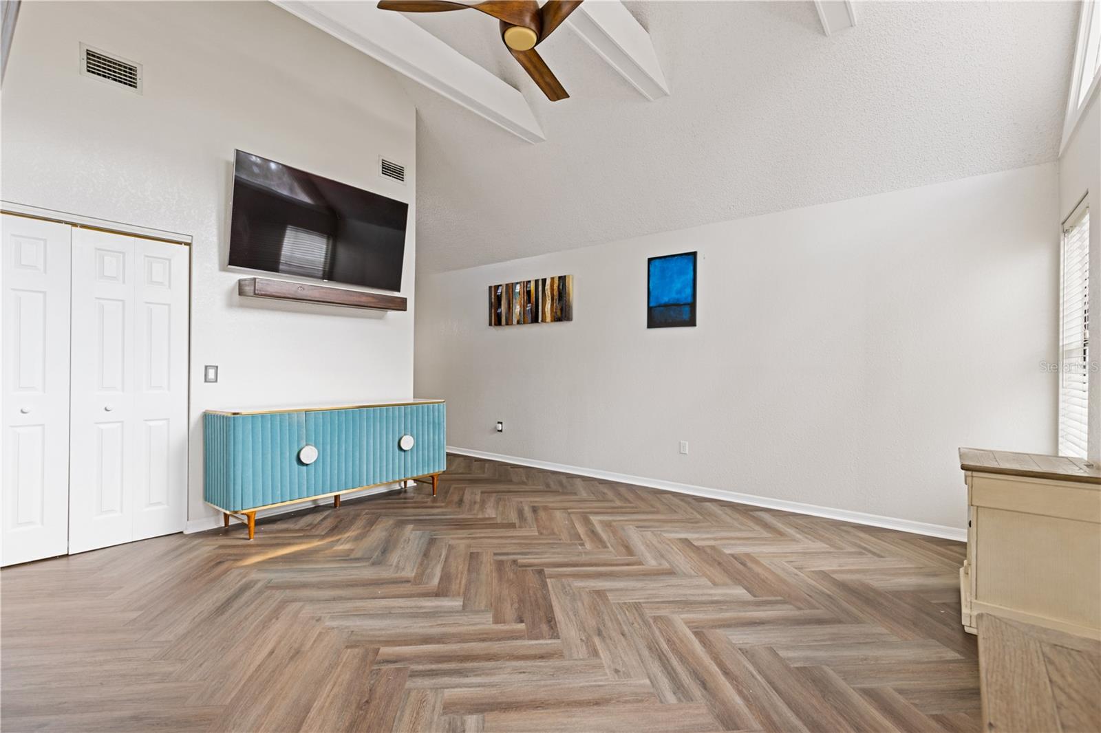 PARK PLACE UN 101 - Residential