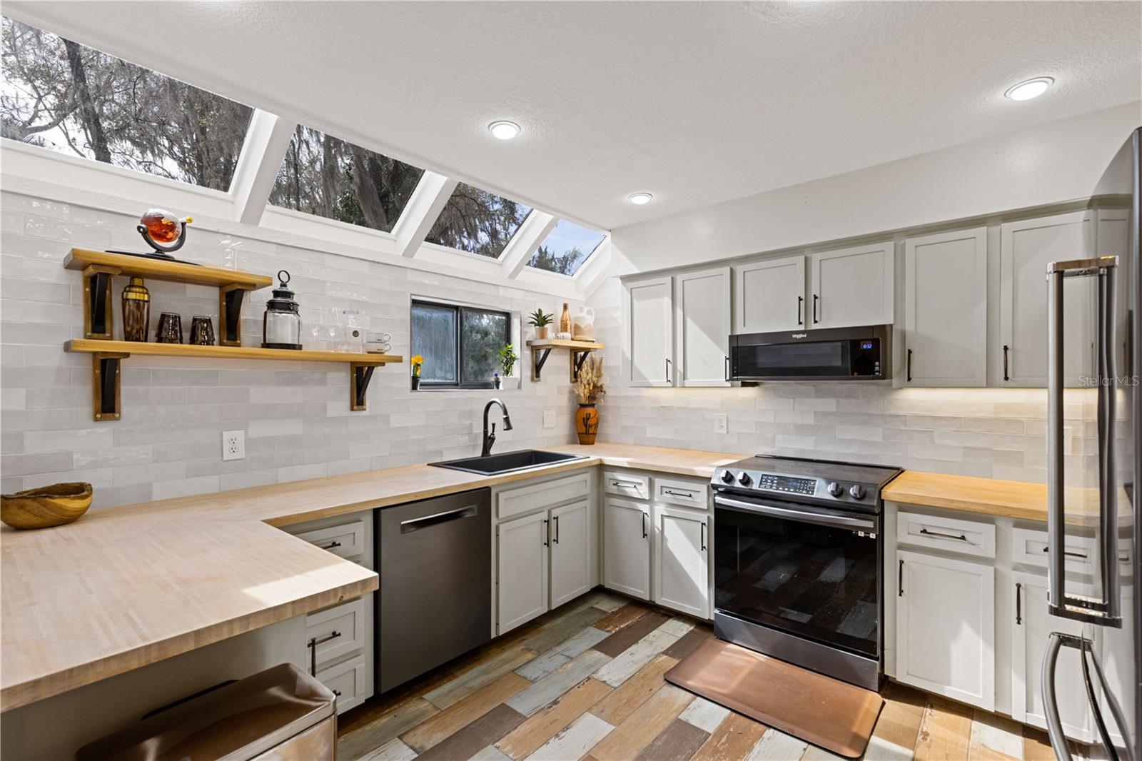 PARK PLACE UN 101 - Residential