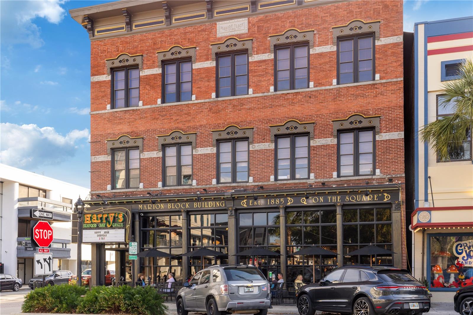 PARK PLACE UN 101 - Residential