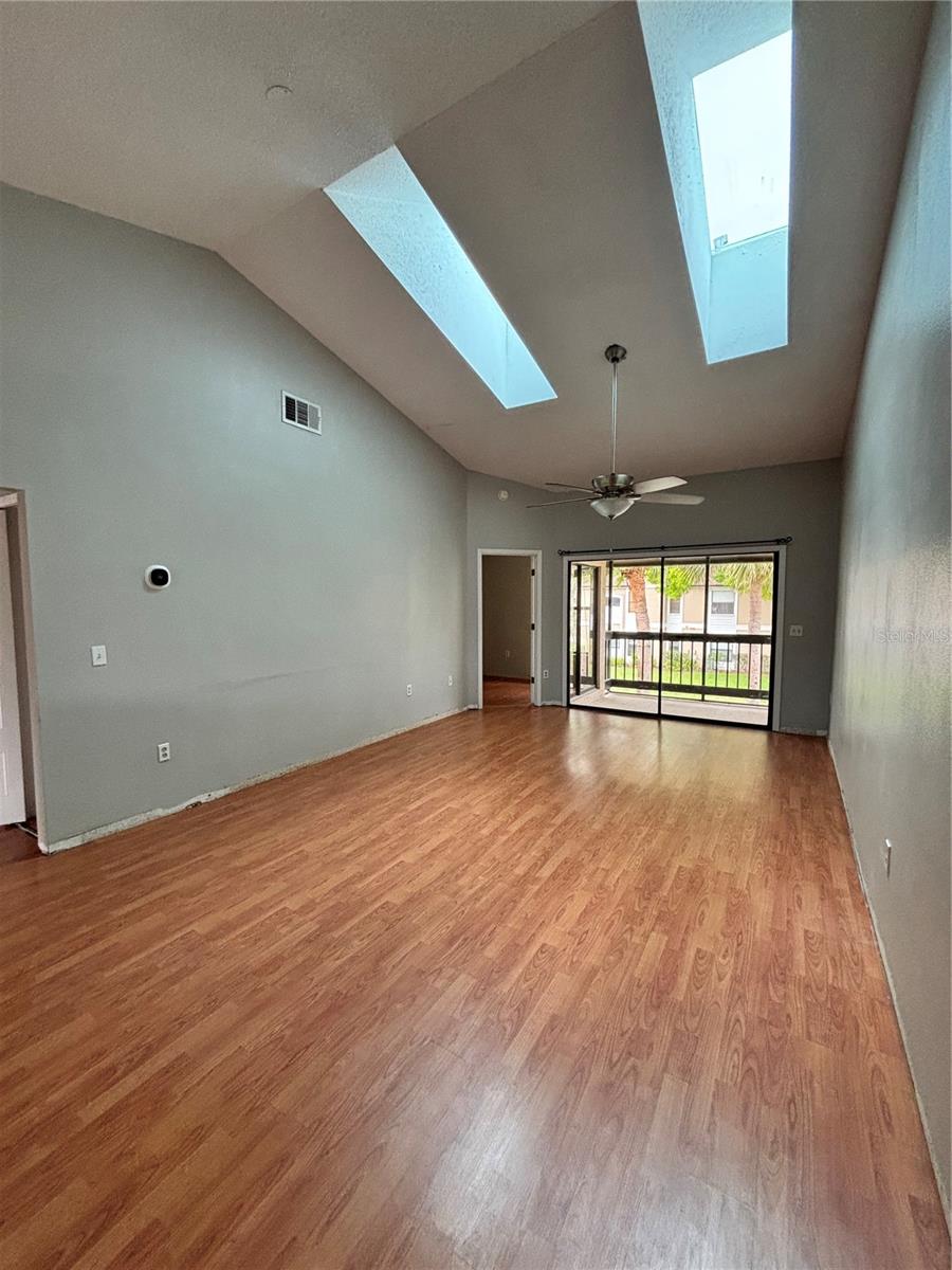 3118 S SEMORAN BOULEVARD N2