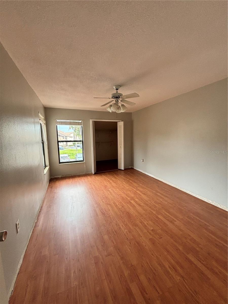 CLUB VILLAS AT WIMBLEDON PARK CONDO - Residential