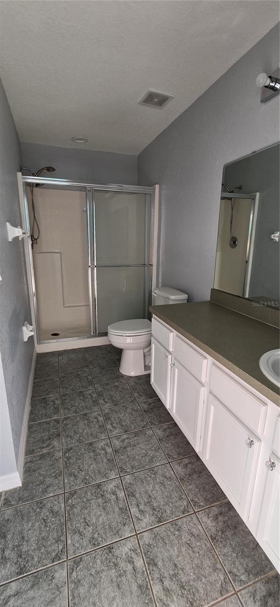 RESERVE AT TOWN CENTER - Residential Lease