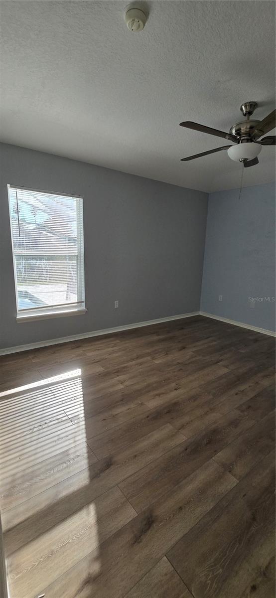 RESERVE AT TOWN CENTER - Residential Lease