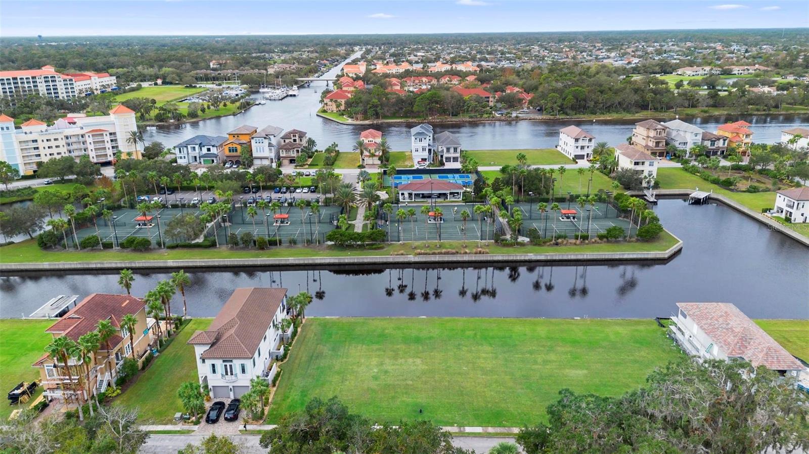 226 HARBOR VILLAGE POINT N